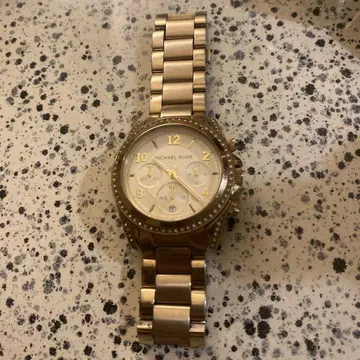MICHAEL KORS 크로노그래프 시계 골드