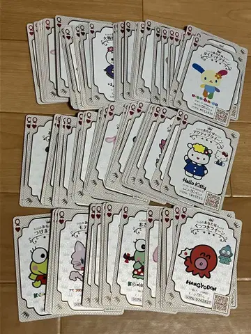 산리오 퀸 카드 약 80장 묶음 판매