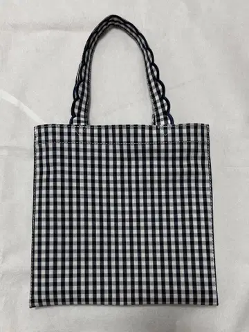 Fleur tote gingham check black x navy
