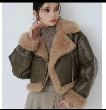 MURUA 빈티지 라이크 숏 페이크 무스탕