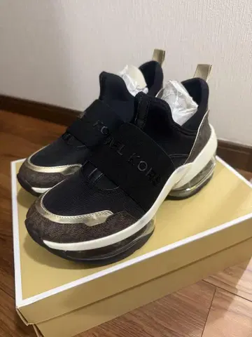 MICHAEL KORS 블랙 골드 스니커즈 US 8M