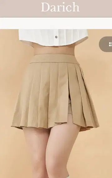 Darich 플리츠 랩 스터드 숏팬츠 S
