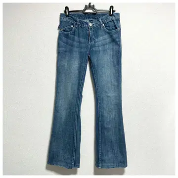 빅토리아 베컴 데님 팬츠 플레어 자수 왕관 네이비