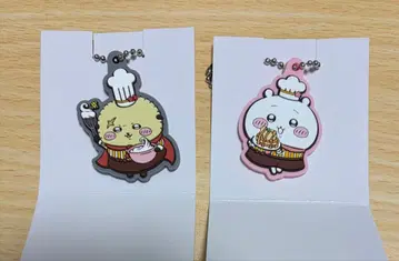 코코스 치이카와 콜라보 러버 키링 치이카와 랏코 2세트
