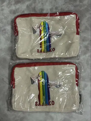 가챠 사다코 무섭귀여운 자수 파우치 비디오 디자인의 아크릴 참 포함