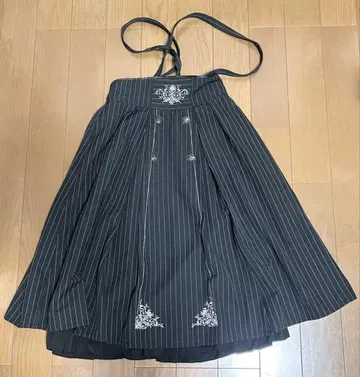 Axes femme 스트라이프 자수 블랙 롱 스커트