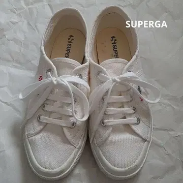 SUPERGA 화이트 캔버스 스니커즈 36