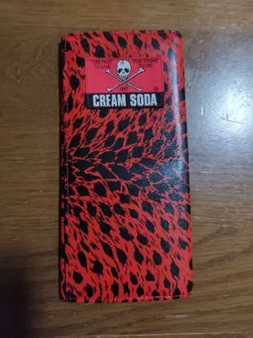 CREAM SODA 레오파드 무늬 장지갑 중고 고품질