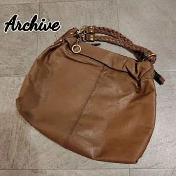 Archive y2k 00s studs handbag