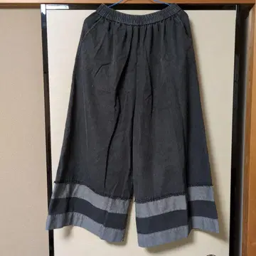바이컬러 플레어 데님 팬츠 블랙