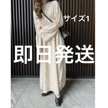 [ 당일 발송 ] Acka. 플라워 드레스 원피스 꽃무늬 아이보리