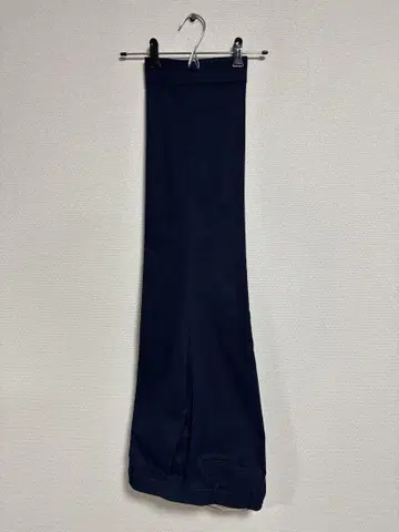 네이비 테이퍼드 슬랙스