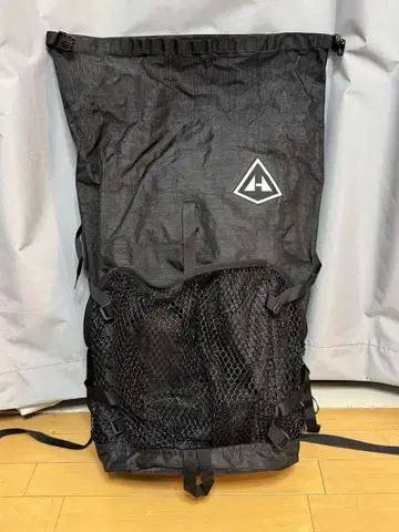 Hyperlite Mountain Gear Windrider2400 M