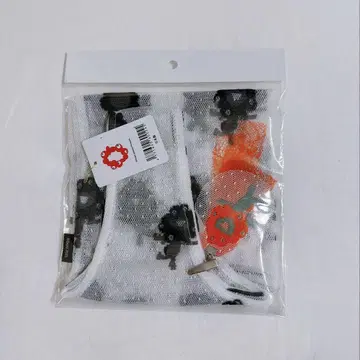 미야쿠미야쿠 레이스 백 모노톤