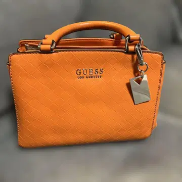 GUESS 오렌지 숄더백