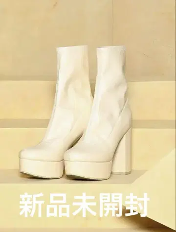 미개봉 새상품 Darich 다리치 청키힐 가죽 부츠 아이보리