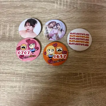 아이돌 애니메이션 캐릭터 핀 배지 세트