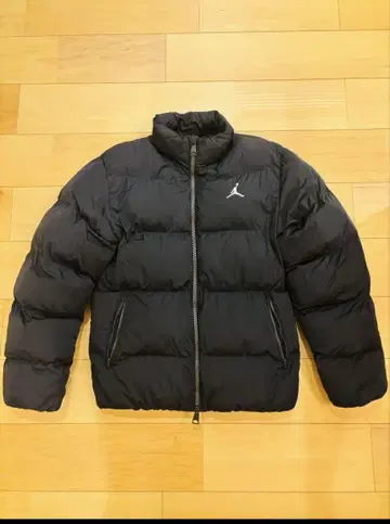 조던 블랙 다운 자켓 사이즈 L