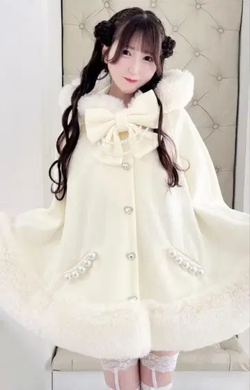 마즈 케이프 코트