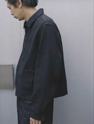 LIDNM LINEN CROPPED CHORE JACKET