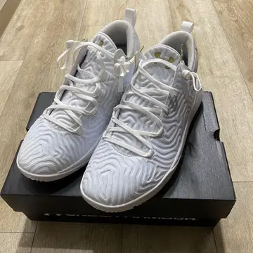 새상품 UNDER ARMOUR 언더아머 UA 니혼3 26cm 화이트