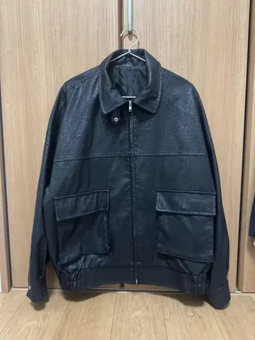 [ 착용 사진 있음 ] 블랙 페이크 가죽 자켓 지퍼 가격 인하 협상 가능