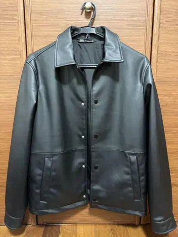 ZARA 가죽 자켓 블랙
