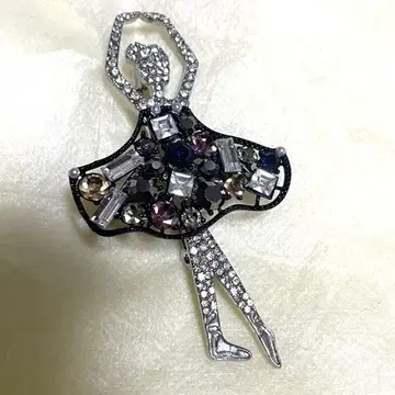 발레리나 브로치 크리스탈 장식