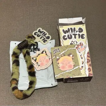 크라이 베이비 WILD CUTIE iPhone 참 팝마트