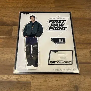 &TEAM EJ FIRST PAW PRINT 아크릴 스탠드