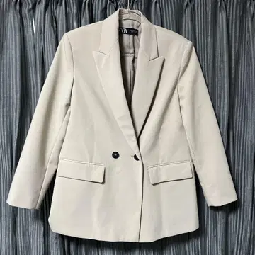 ZARA 베이지 더블 버튼 자켓 M 사이즈 정도