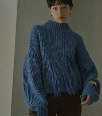 AMERI FRINGE HALFWAY KNIT