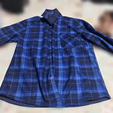 블루 계열 체크 무늬 M 사이즈 플란넬 셔츠