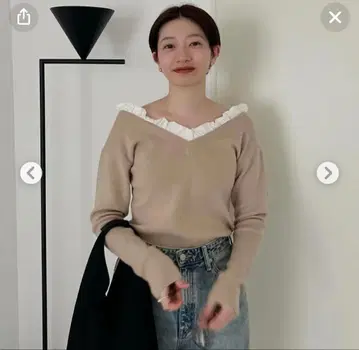 CLANE 2WAY FRILL V NECK KNIT TOPS 베이지 1