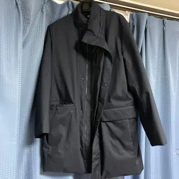 UNIQLO 네이비 하이브리드 다운 코트 M 사이즈