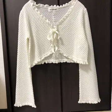 LILY BROWN 프릴 디테일 가디건