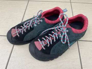 KEEN 블랙 빨간색 킨 keen 재스퍼