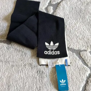 adidas 블랙/아이보리 머플러