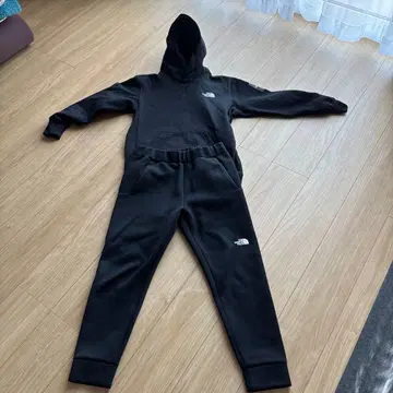 THE NORTH FACE 블랙 스웨트 팬츠 세트
