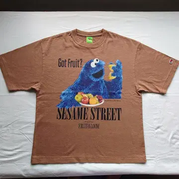 [새상품] 세서미 스트릿 x FRUIT OF THE LOOM T셔츠