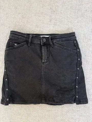 Calvin Klein 미니 스커트