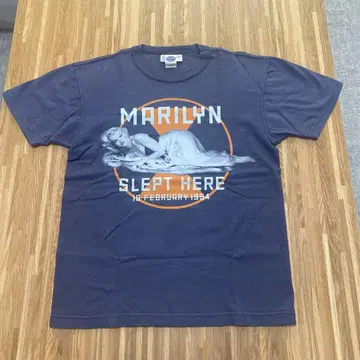 토이즈 맥코이 마릴린 몬로 T셔츠 S사이즈