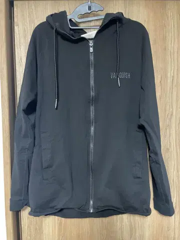 VANQUISH 블랙 집업 후드티 L