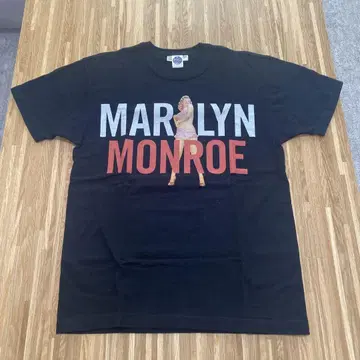 토이즈 맥코이 마릴린 몬로 T셔츠 S사이즈