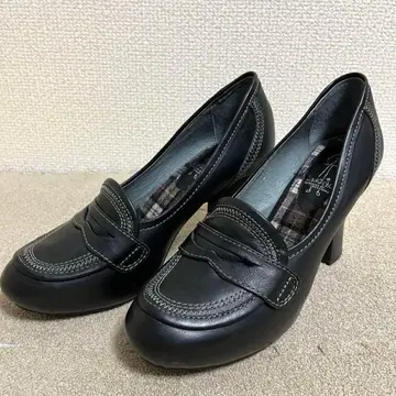 [ 미사용 새상품 ] 키다리 아저씨 로퍼 힐 펌프스 블랙 24cm