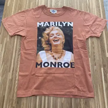 토이즈 맥코이 마릴린 몬로 T셔츠 S사이즈