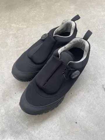 PG 인터셉터 BLK/BLK 42 플레이그라운드