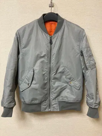 GU MA-1 자켓 그레이 사이즈 S 2023년 제조