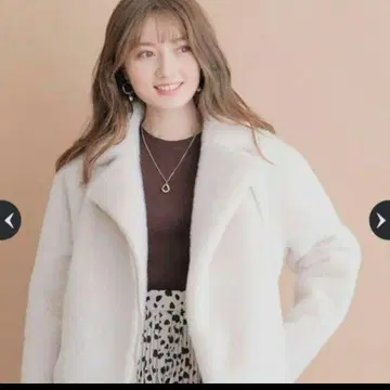 [거의 미사용] JUSGLITTY 페이크 무스탕 라이더 코트 사이즈:M