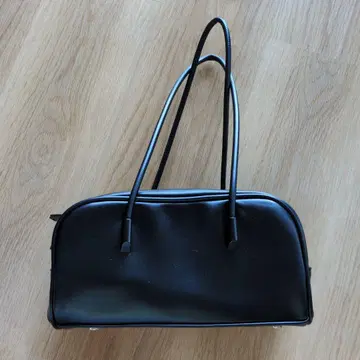 그린 레이블 릴랙싱 블랙 핸드백